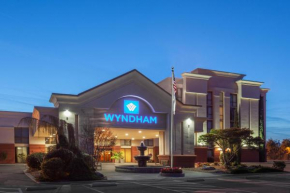 Отель Wyndham Visalia  Визалия